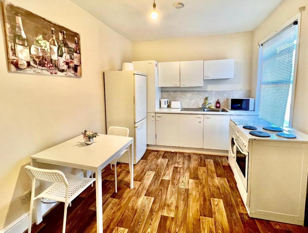 Studio Flat In Colliers Wood Apartment London Ngoại thất bức ảnh